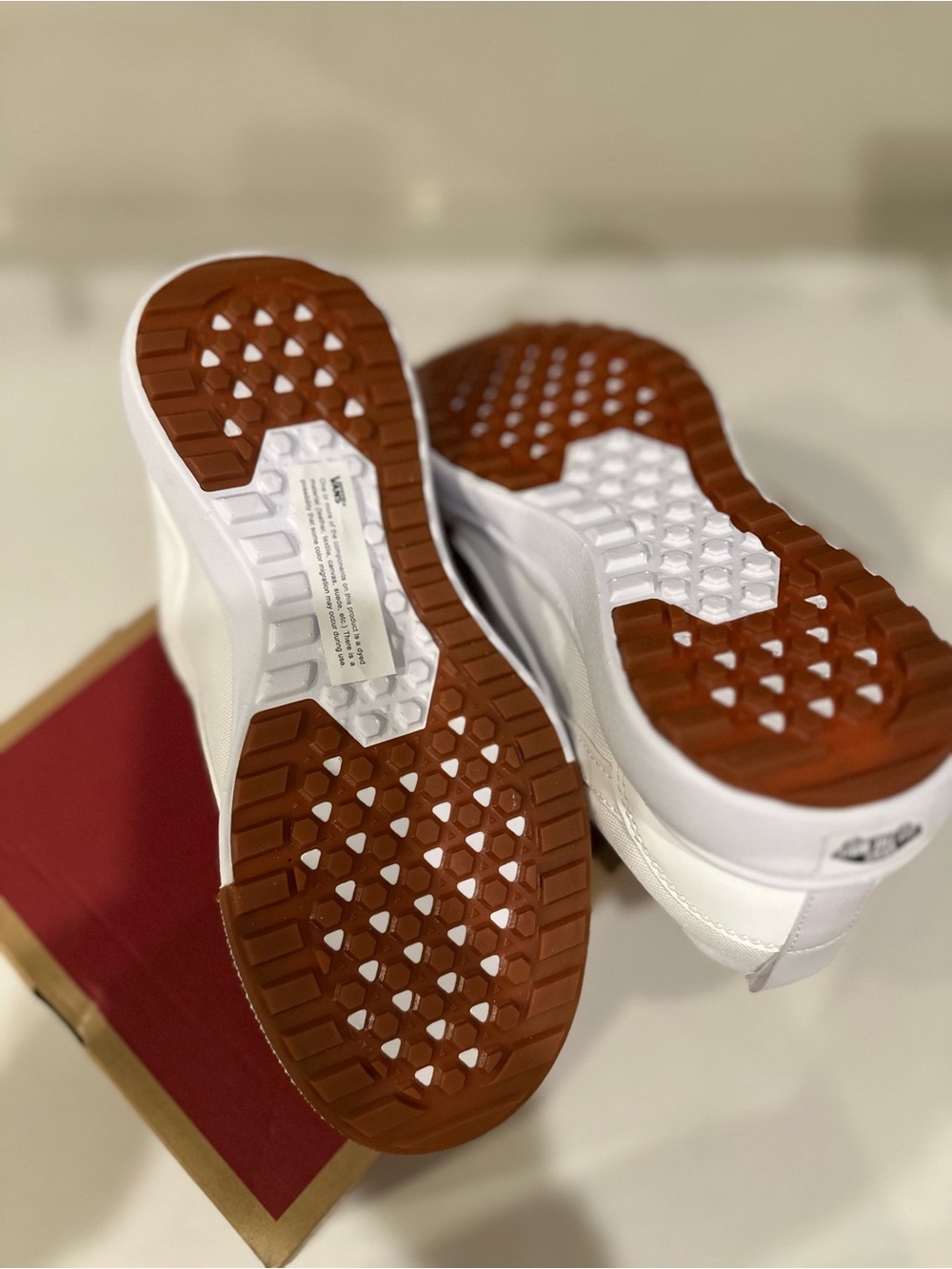 Vans Women’s All-White Low-Top Sneakers - Picture 4 of 4